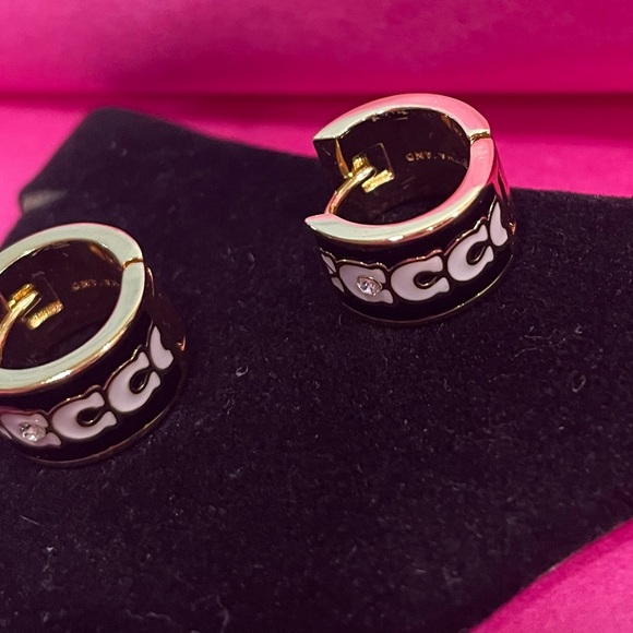 Elegant Coach Gold and Black with White Letter C’s Earrings New.Style Huggies - Picture 2 of 8